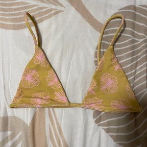 Honey Hibiscus Benoa Top